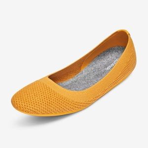Allbirds, women’s Tree Breezers, yellow, size 9. Brand new, never worn.